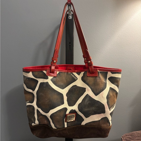 Dooney & Bourke Handbags - Dooney & Bourke Large Giraffe Print Tote